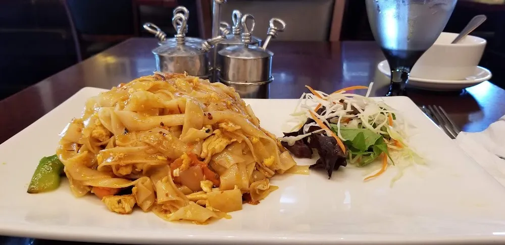 Drunken Noodle with Chicken