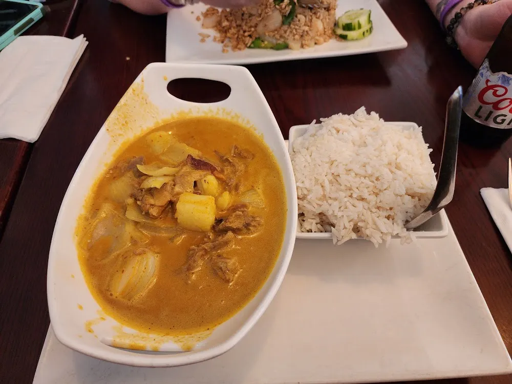 Yellow-Curry Duck